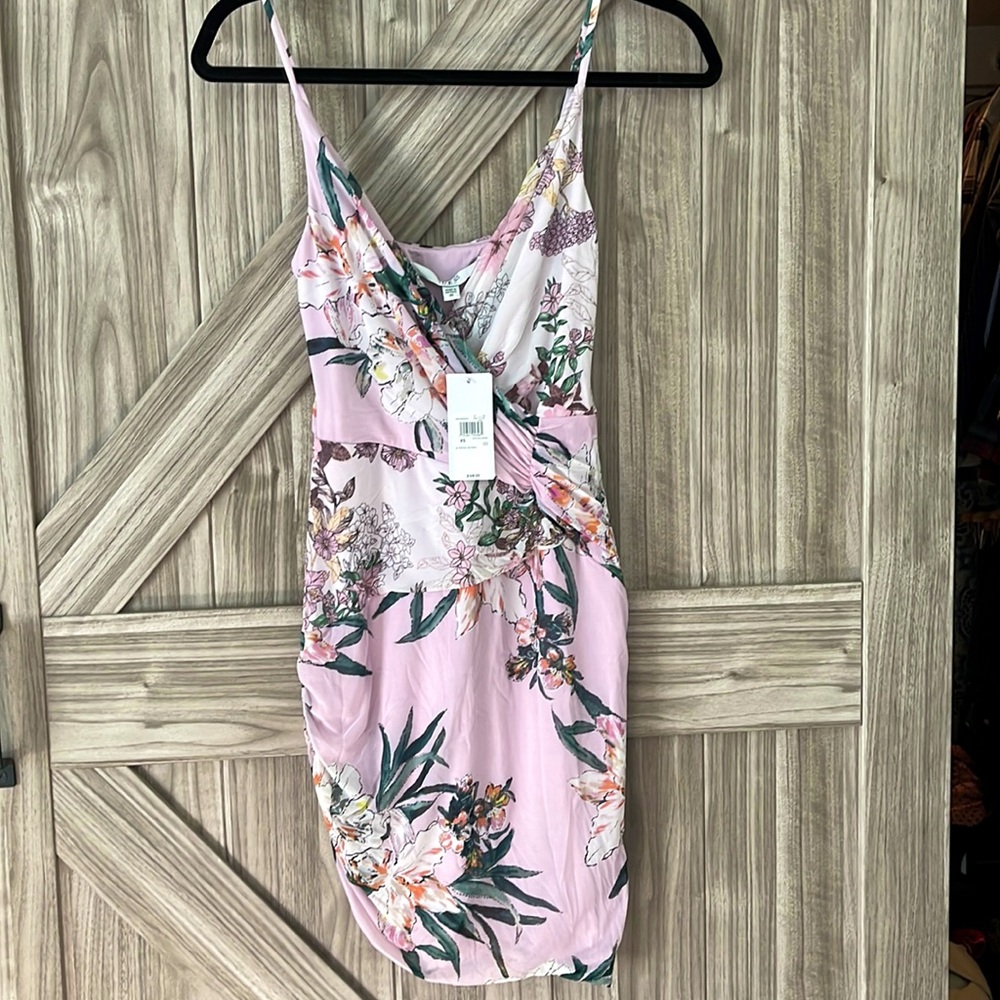 Guess size XS bodycon gathered dress